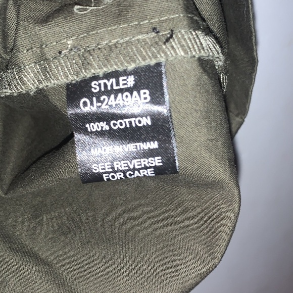 Womens NWOT small cargo vest zenana - Picture 4 of 5